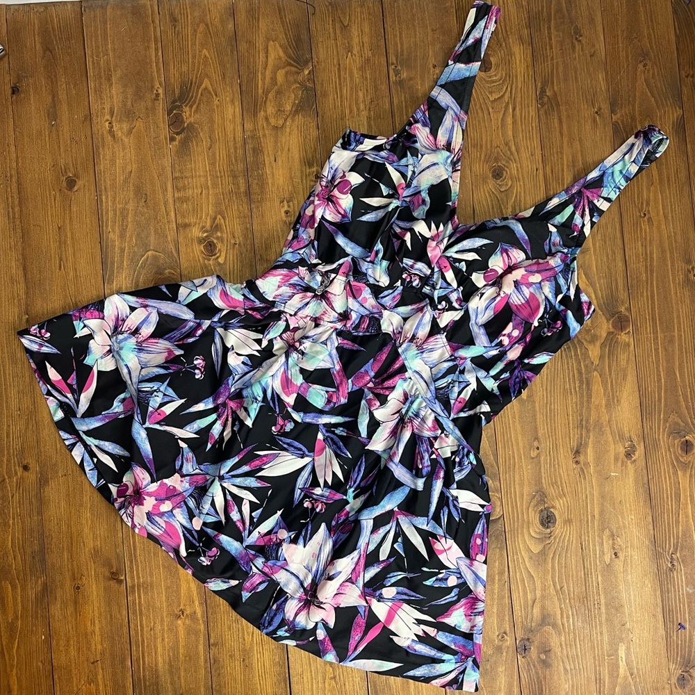 Le cove swim dress size 12 floral pattern